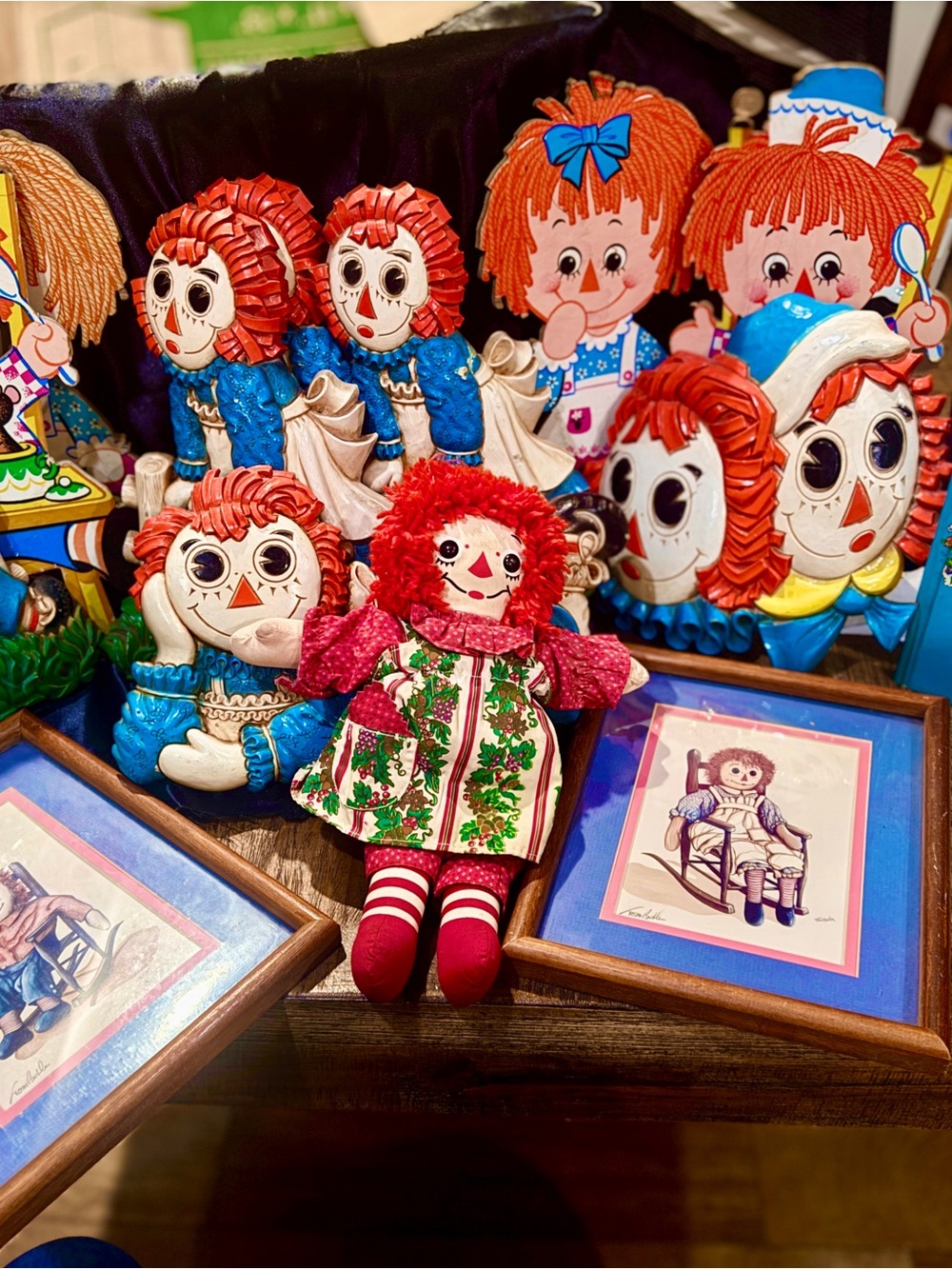 1977 Raggedy Ann doll collection lot . Beautiful pieces Rare* pics signed